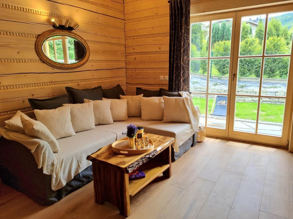 Zloty Dom Villa *